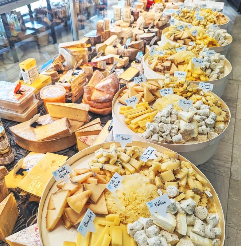 L’étal de la fromagerie
